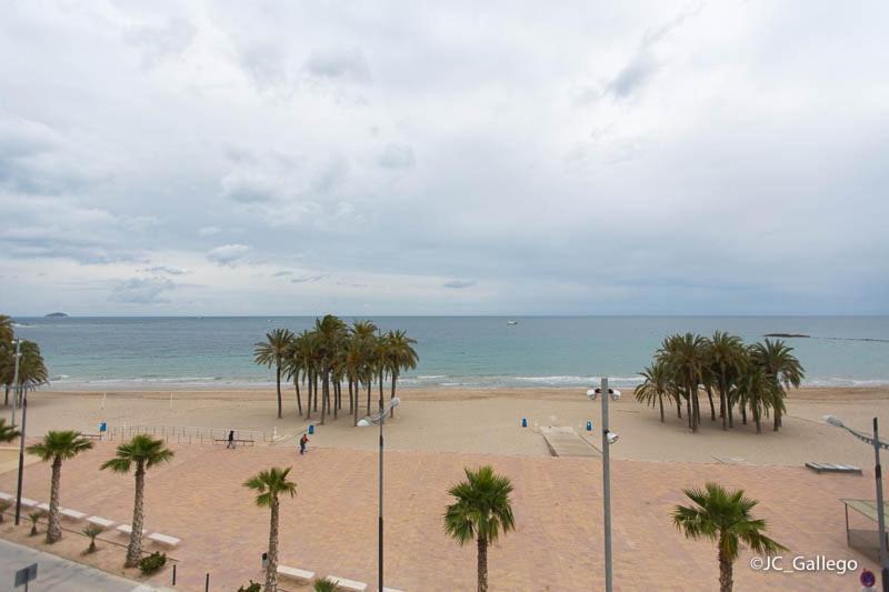 Apartamento En Primera Linea De Playa De Ла-Віла-Джойоза Екстер'єр фото